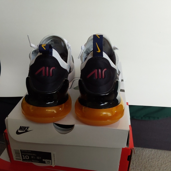 Nike Air Max 270 White and Black with Orange Heel. - Picture 8 of 8